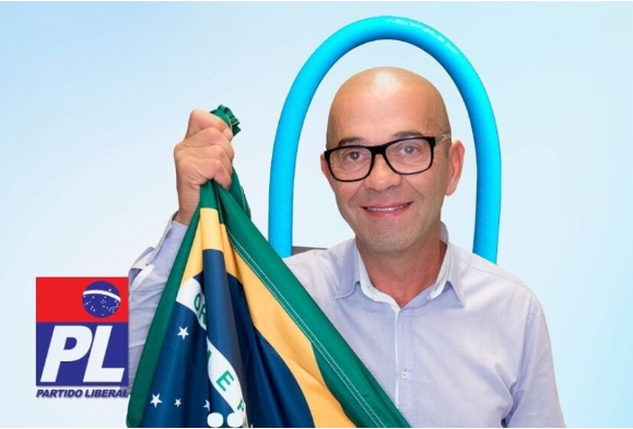 Antes de se matar, “Tiu França”, o terrorista bolsonarista, atirou artefatos contra o STF Antes de se matar, “Tiu França”, o terrorista bolsonarista, atirou artefatos contra o STF