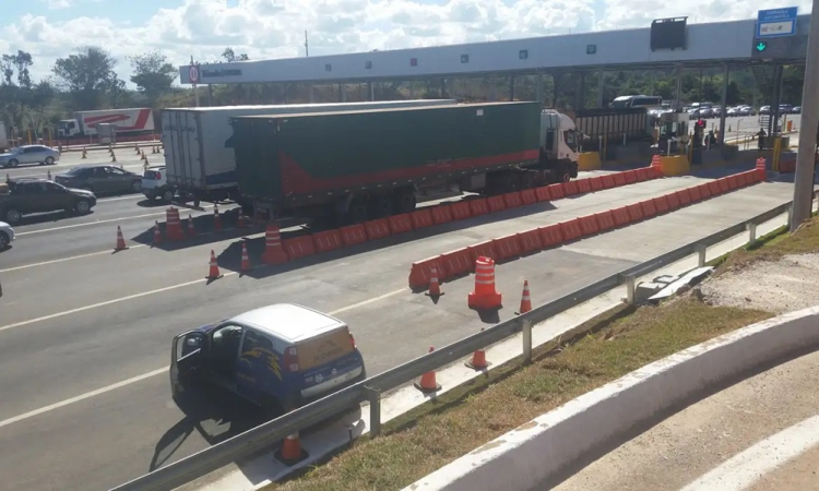 Vale-Pedágio Obrigatório para caminhões terá pagamento 100% digital em 2025; veja o que muda Vale-Pedágio Obrigatório para caminhões terá pagamento 100% digital em 2025; veja o que muda
