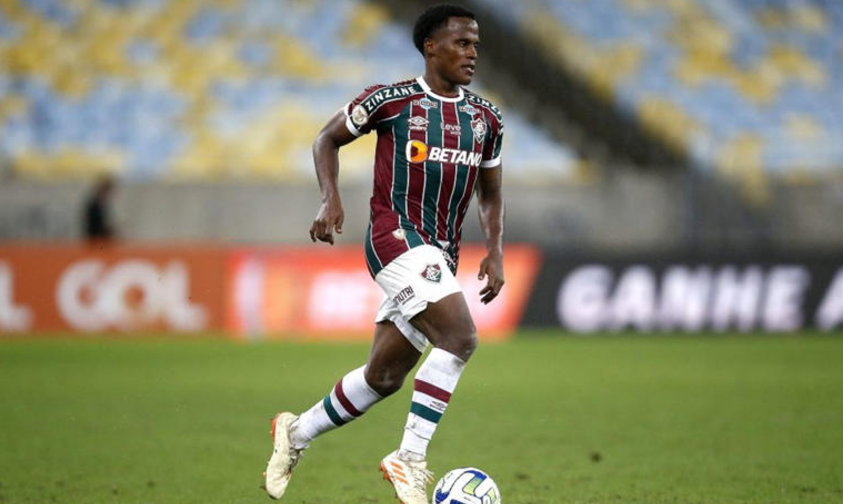 Flamengo surpreende e decide contratar badalado jogador do Fluminense para o Super Mundial