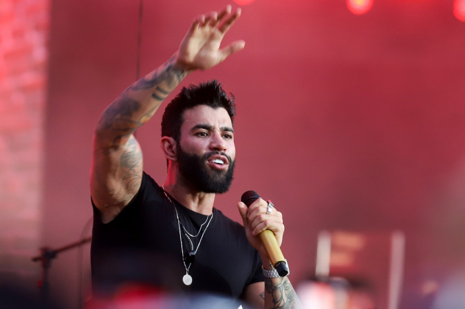 Gusttavo Lima recebe alta hospitalar após três dias internado e show cancelado Gusttavo Lima recebe alta hospitalar após três dias internado e show cancelado