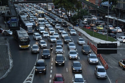 Rodízio de veículos em São Paulo está suspenso a partir desta segunda
