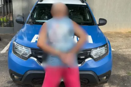 Pai é preso no oeste de Goianésia após usar madeira para agredir filhos