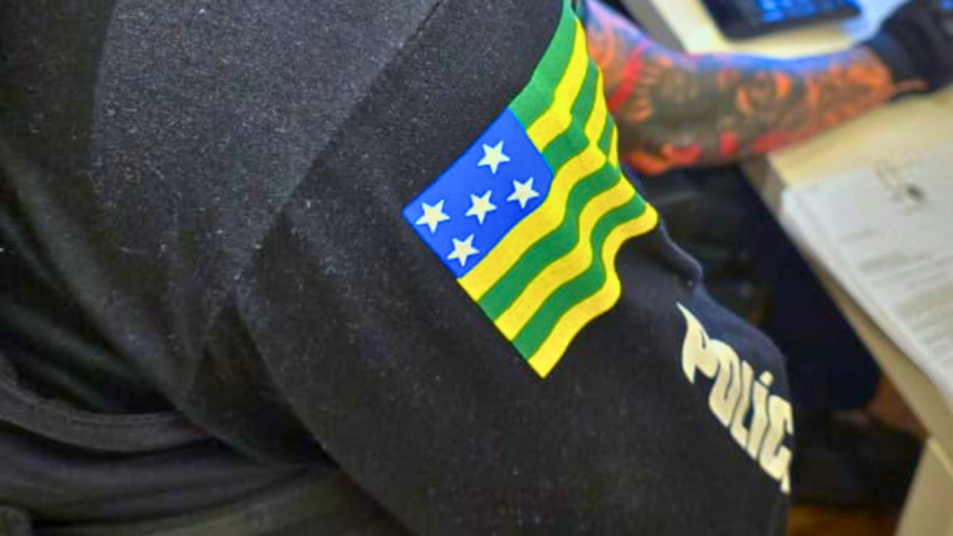 Polícia prende filha e genro por mandar matar vítima para se beneficiarem de herança de R$ 3 milhões Polícia prende filha e genro por mandar matar vítima para se beneficiarem de herança de R$ 3 milhões