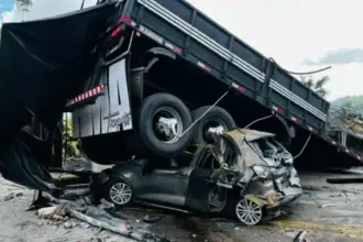 Sobe para 41 o número de mortos em acidente em rodovia de Minas Gerais