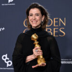 Fernanda Torres dedica Globo de Ouro de melhor atriz a Fernanda Montenegro; leia discurso na íntegra