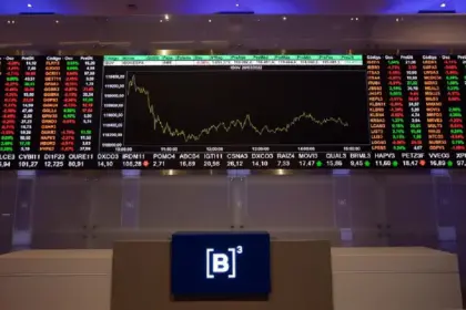 Ibovespa encerra último pregão cotado acima de 119 mil pontos