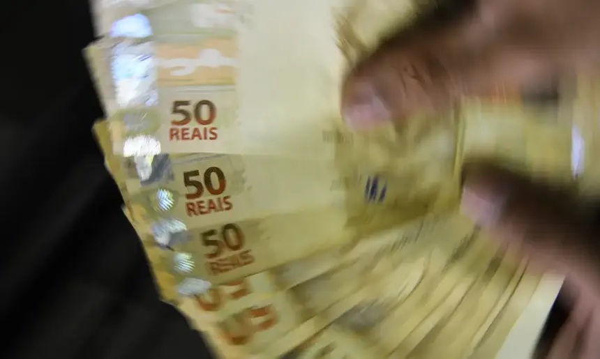 Serasa: mais de 31% das empresas do país começaram o ano endividadas