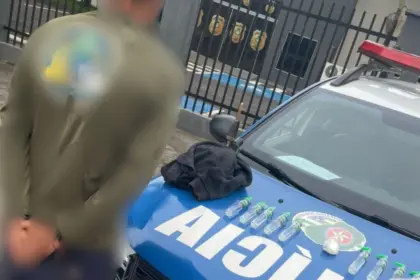 Polícia prende homem com cocaína e lança-perfume no leste de Goianésia