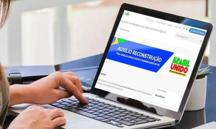 Auxílio Reconstrução: municípios do RS devem cadastrar famílias no sistema até segunda-feira (3) Auxílio Reconstrução: municípios do RS devem cadastrar famílias no sistema até segunda-feira (3)