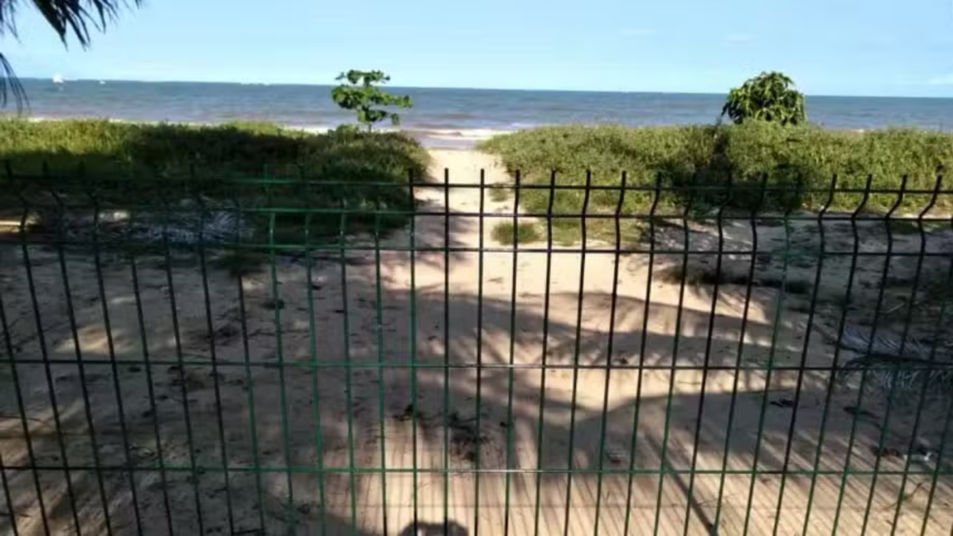 Condomínio de Luxo em Alagoas Restringe Acesso à Praia e Gera Investigação Condomínio de Luxo em Alagoas Restringe Acesso à Praia e Gera Investigação