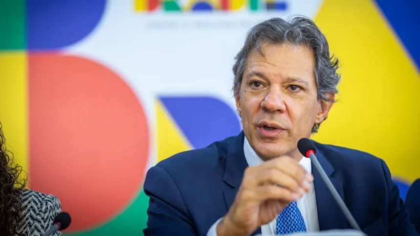 Inflação de 4% a 5%: Haddad defende normalidade dentro do Plano Real Inflação de 4% a 5%: Haddad defende normalidade dentro do Plano Real