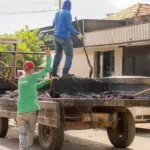 Prefeitura de Goianésia investe 180 toneladas de massa asfáltica na operação tapa-buracos