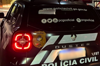 Foragido condenado a mais de 20 anos de prisão é localizado e preso