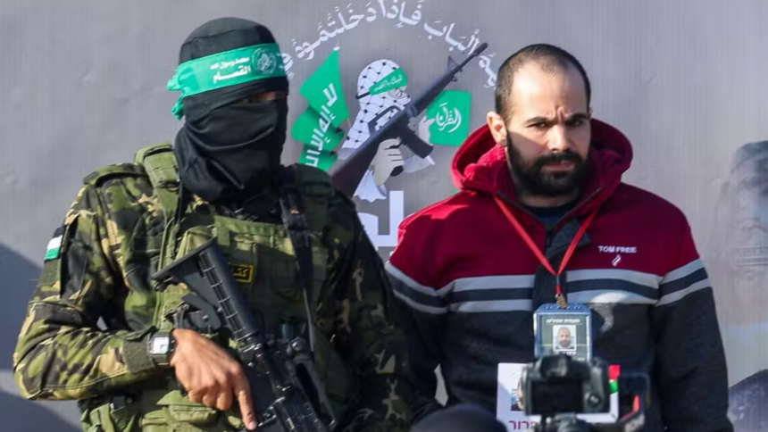 Quem Era a Família Bibas e o Impacto da Devolução dos Corpos por Hamas a Israel Quem Era a Família Bibas e o Impacto da Devolução dos Corpos por Hamas a Israel