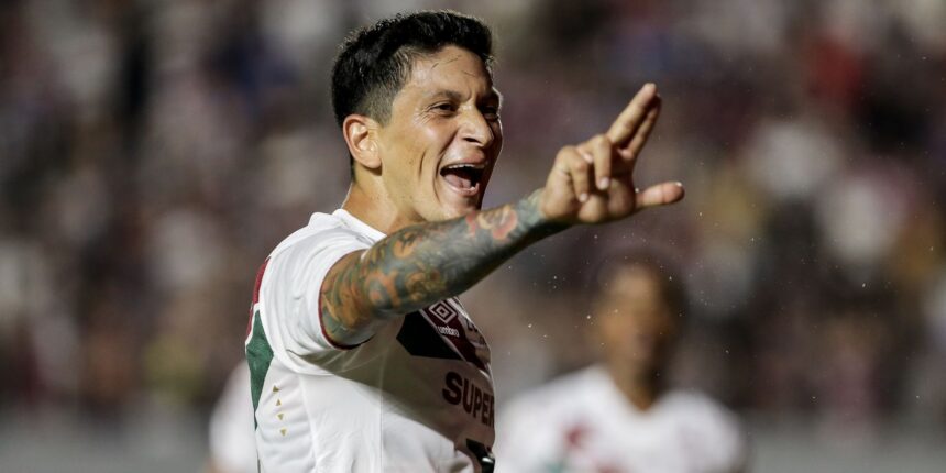 Com direito a gol 100 de Cano, Flu se classifica na Copa do Brasil Com direito a gol 100 de Cano, Flu se classifica na Copa do Brasil