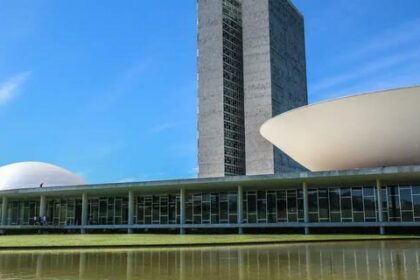 Orçamento 2025 e nova faixa de isenção do Imposto de Renda devem ser analisados pelo Congresso, nesta semana