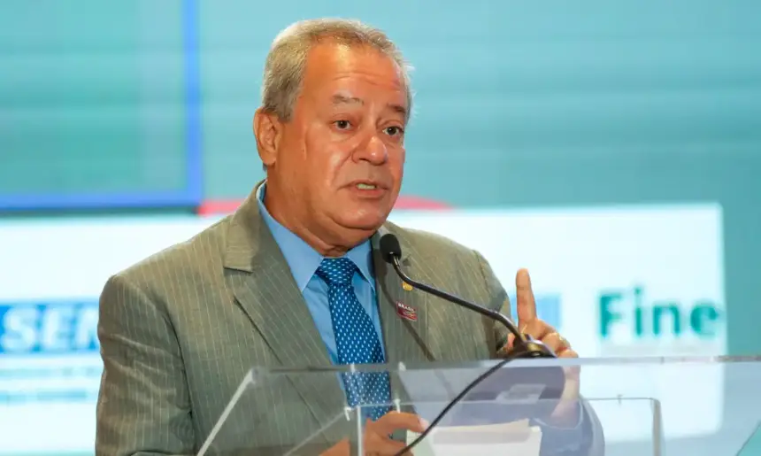 Taxação do alumínio e aço afeta relação comercial histórica entre Brasil e EUA, afirma presidente da CNI Taxação do alumínio e aço afeta relação comercial histórica entre Brasil e EUA, afirma presidente da CNI
