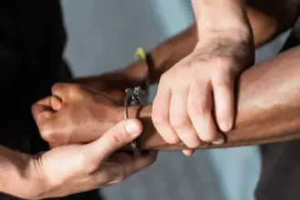 Homem é preso em flagrante por ameaça de morte
