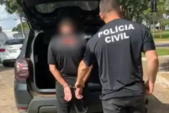 Homem é preso por ameaçar, perseguir e injuriar a ex-namorada