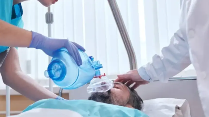 Homem fica em coma após sofrer aprofudamento de crânio durante agressão Homem fica em coma após sofrer aprofudamento de crânio durante agressão