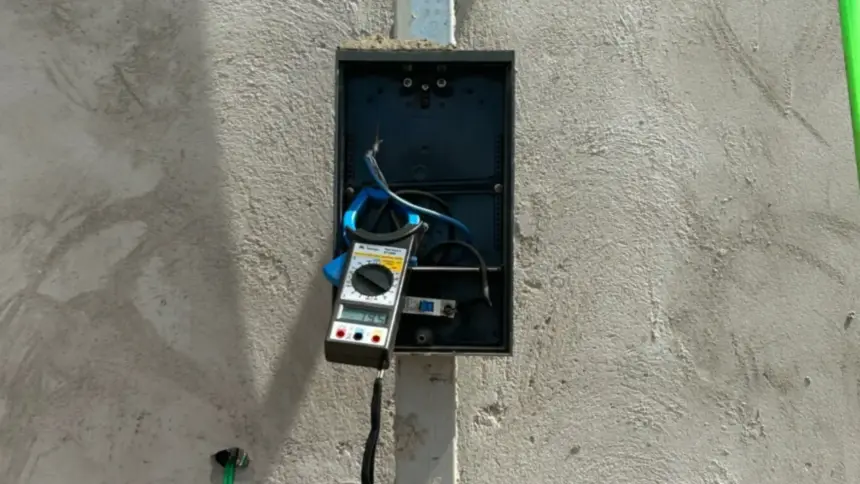 Novo Gama: PCGO prende em flagrante por furto de energia elétrica responsável por grande obra Novo Gama: PCGO prende em flagrante por furto de energia elétrica responsável por grande obra