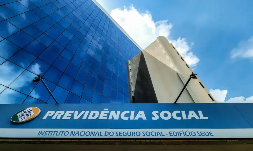 13º salário: confira datas do pagamento antecipado para aposentados, pensionistas e beneficiários do INSS 13º salário: confira datas do pagamento antecipado para aposentados, pensionistas e beneficiários do INSS