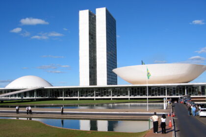 Semana de feriado prolongado com Congresso esvaziado