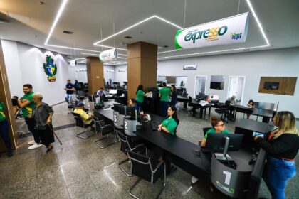 confira o que abre e fecha
