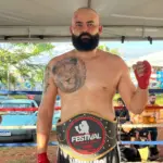 Desafiado e campeão: Goianesiense Alessandro Rodrigues vence disputa de cinturão em Goiânia