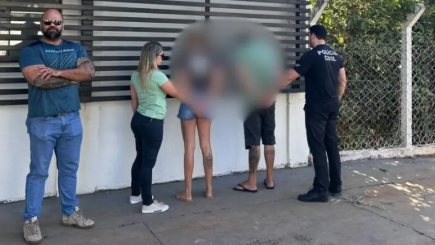 Polícia Civil prende no DF casal investigado por homicídio praticado em Novo Gama Polícia Civil prende no DF casal investigado por homicídio praticado em Novo Gama