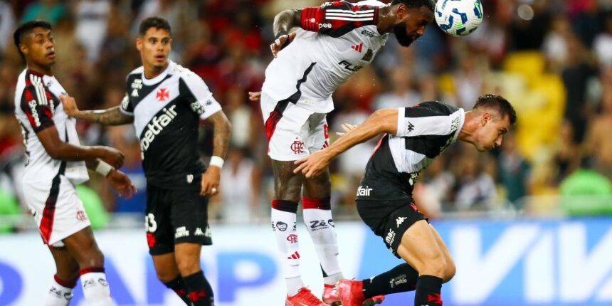 Sábado de clássicos termina com empates no Rio e em Porto Alegre Sábado de clássicos termina com empates no Rio e em Porto Alegre
