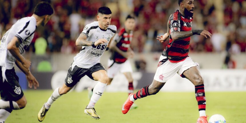 Em situação complicada na Libertadores, Fla enfrenta Central Córdoba Em situação complicada na Libertadores, Fla enfrenta Central Córdoba