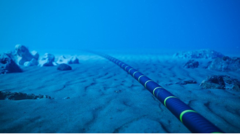 Brasil terá política nacional para expandir internet via cabos submarinos Brasil terá política nacional para expandir internet via cabos submarinos