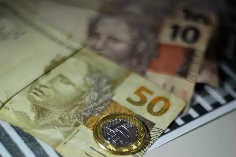 INSS: projeto acaba com desconto de mensalidades em aposentadorias e pensões INSS: projeto acaba com desconto de mensalidades em aposentadorias e pensões