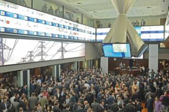 Ibovespa fecha última sessão acima dos 133 mil pontos