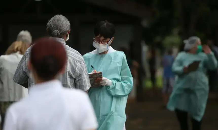 Número de hospitalizações por influenza aumenta em algumas regiões país, aponta Fiocruz Número de hospitalizações por influenza aumenta em algumas regiões país, aponta Fiocruz