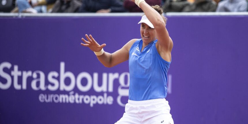 Bia Haddad despacha número 9 do mundo e vai à semifinal em Estrasburgo Bia Haddad despacha número 9 do mundo e vai à semifinal em Estrasburgo