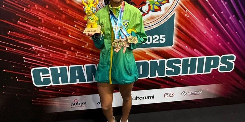 Carioca de 14 anos conquista Mundial sub-17 de levantamento de peso Carioca de 14 anos conquista Mundial sub-17 de levantamento de peso