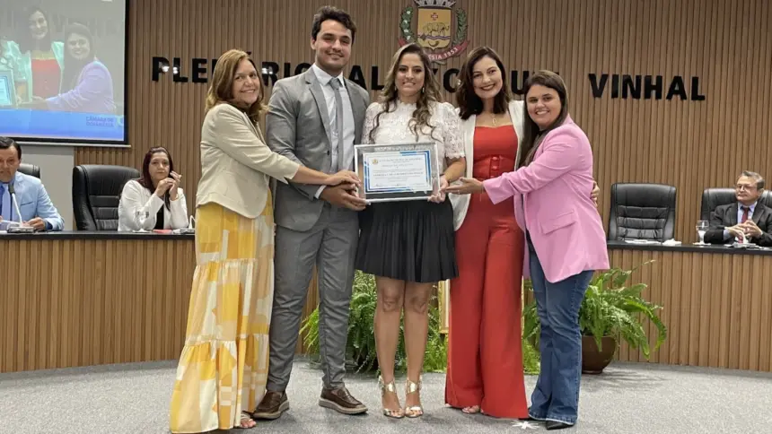 Sessão Solene na Câmara de Goianésia homenageia trabalhadores e personalidades locais