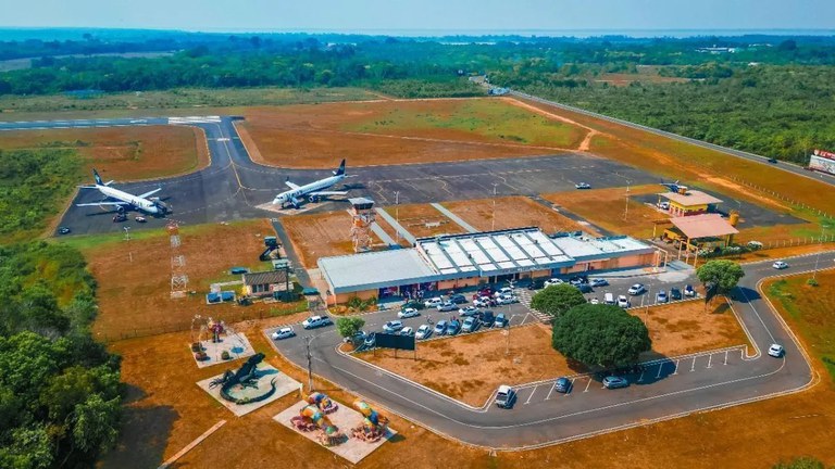 Amazonas: Festival de Parintins deve atrair 120 mil turistas e impulsiona recorde no aeroporto local Amazonas: Festival de Parintins deve atrair 120 mil turistas e impulsiona recorde no aeroporto local