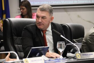 Vereador Maurício André solicita retomada de convênio com clínicas oftalmológicas