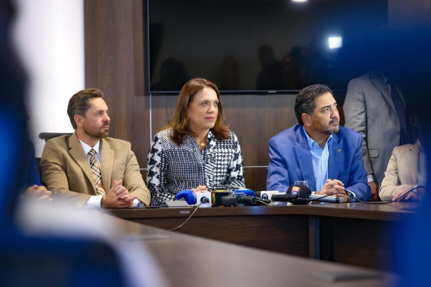 Gracinha Caiado apresenta novo Pacote Social do Estado na Alego Gracinha Caiado apresenta novo Pacote Social do Estado na Alego