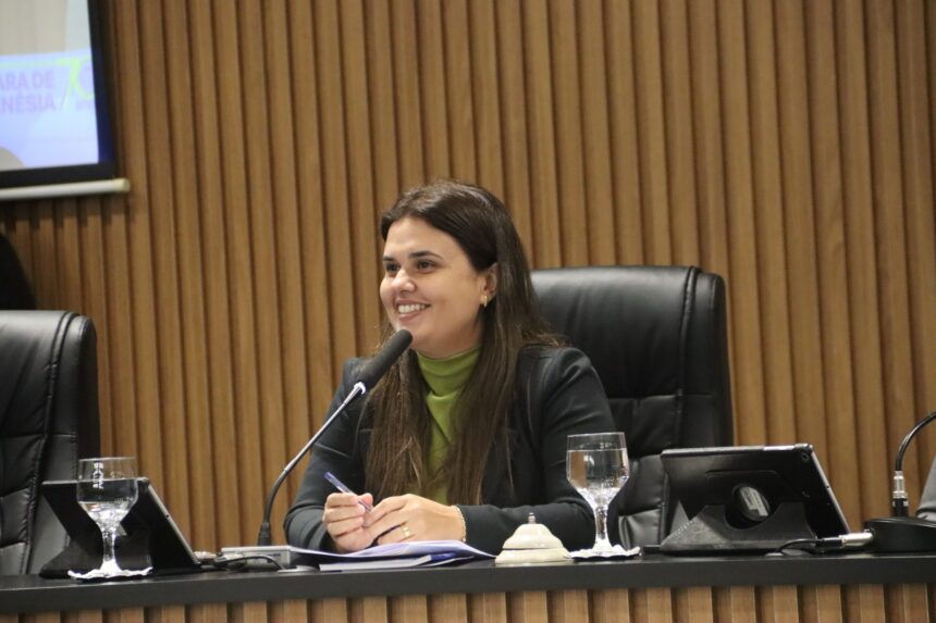 Vereadora Stella sugere distribuição de kits de higiene bucal e palestras em escolas de Goianésia Vereadora Stella sugere distribuição de kits de higiene bucal e palestras em escolas de Goianésia