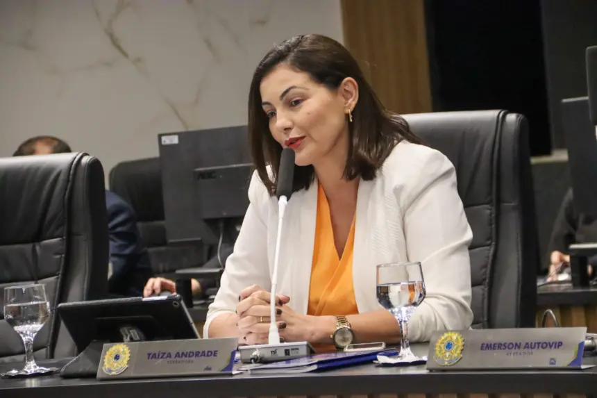 Câmara de Goianésia aprova projeto de costura com doação de enxovais Câmara de Goianésia aprova projeto de costura com doação de enxovais
