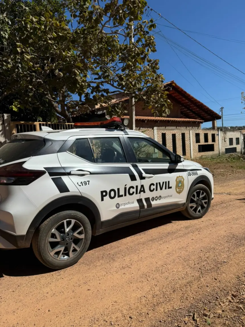 PCGO cumpre mandados judiciais contra associação criminosa ligada ao tráfico após investigação de homicídio, em Alexânia