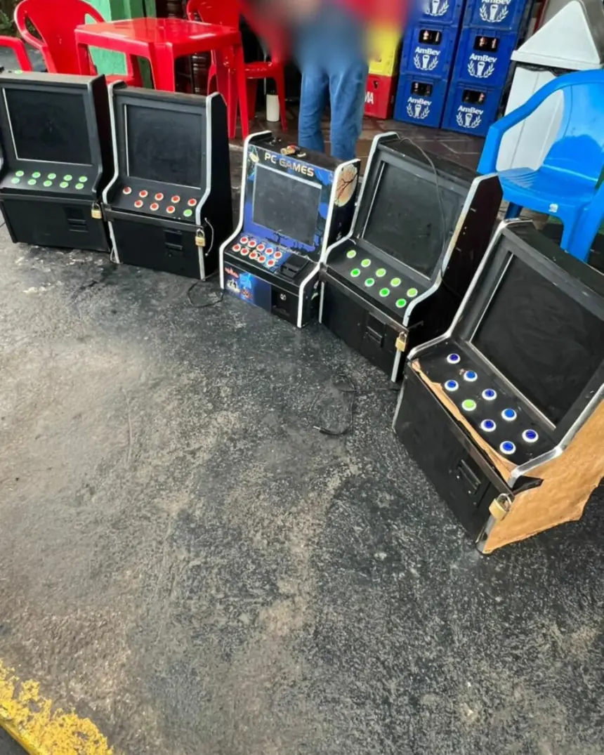 PCGO apreende máquinas caça-níqueis e autua dono de supermercado em Goiânia – Policia Civil do Estado de Goiás PCGO apreende máquinas caça-níqueis e autua dono de supermercado em Goiânia – Policia Civil do Estado de Goiás