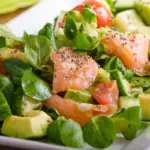 7 saladas ricas em proteínas para o almoço