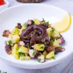 5 saladas quentes ricas em proteínas para o almoço