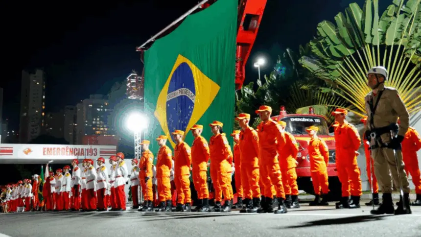 Bombeiros de Goianésia são promovidos e recebem medalhas em cerimônia no Comando Geral em Goiânia Bombeiros de Goianésia são promovidos e recebem medalhas em cerimônia no Comando Geral em Goiânia