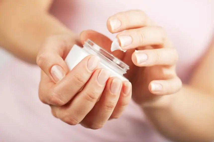 4 dicas para manter as unhas saudáveis no inverno 4 dicas para manter as unhas saudáveis no inverno